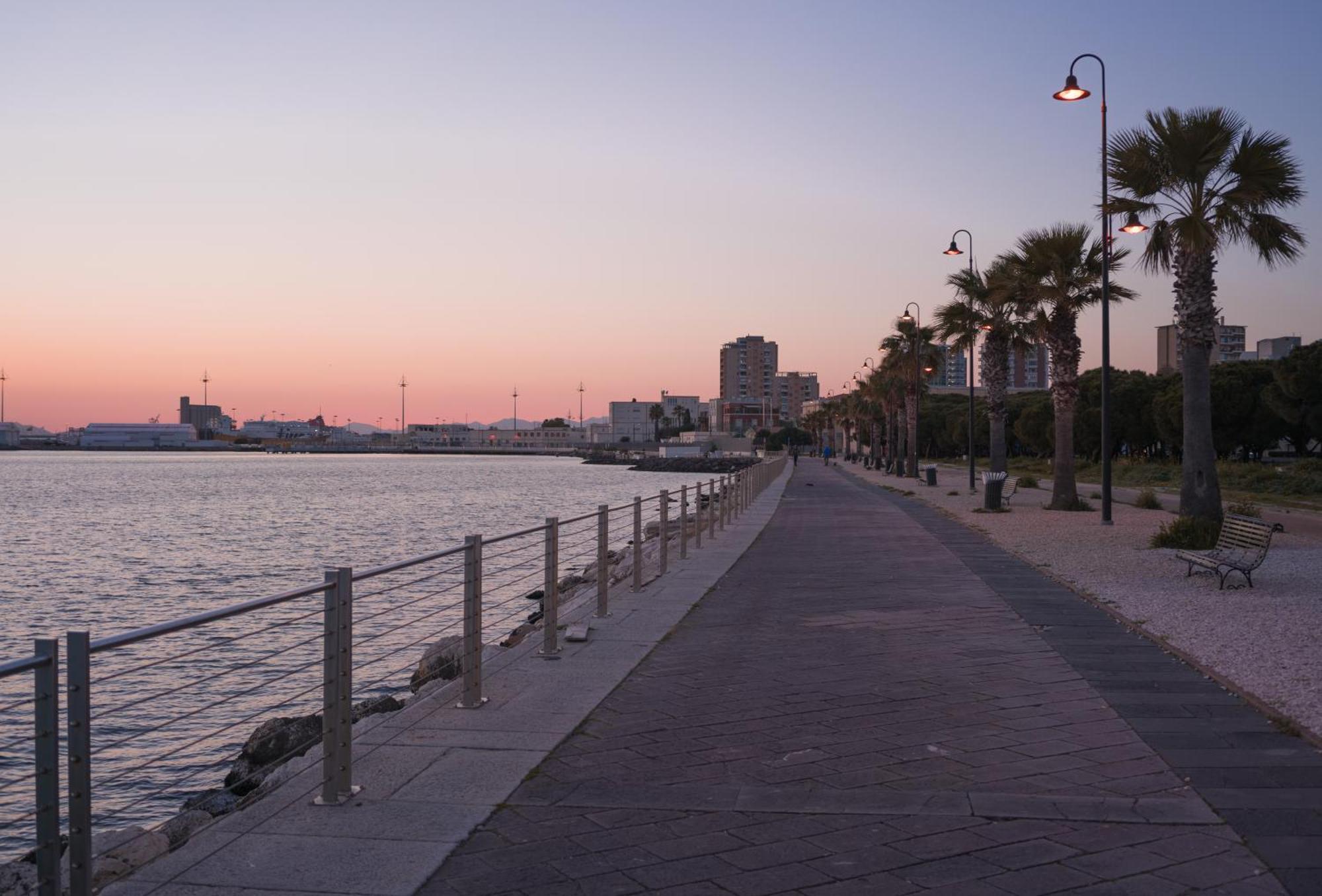 Apartamento Perle Gemelle In Marina Cagliari Exterior foto